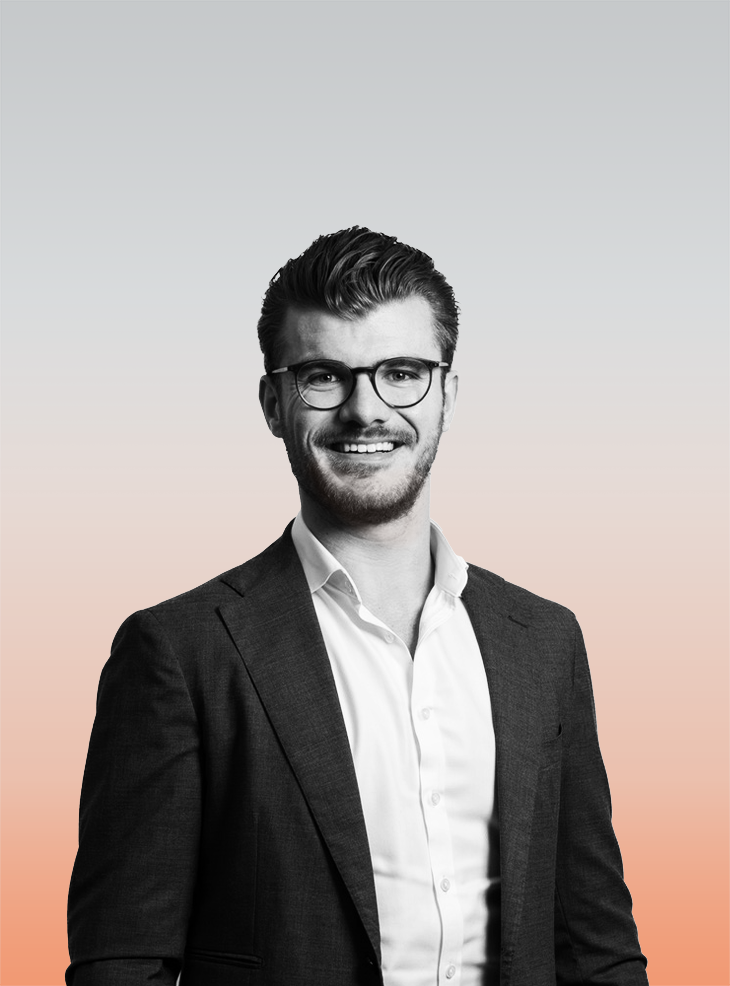 Philipp Tillmann Portrait Grad 730X986